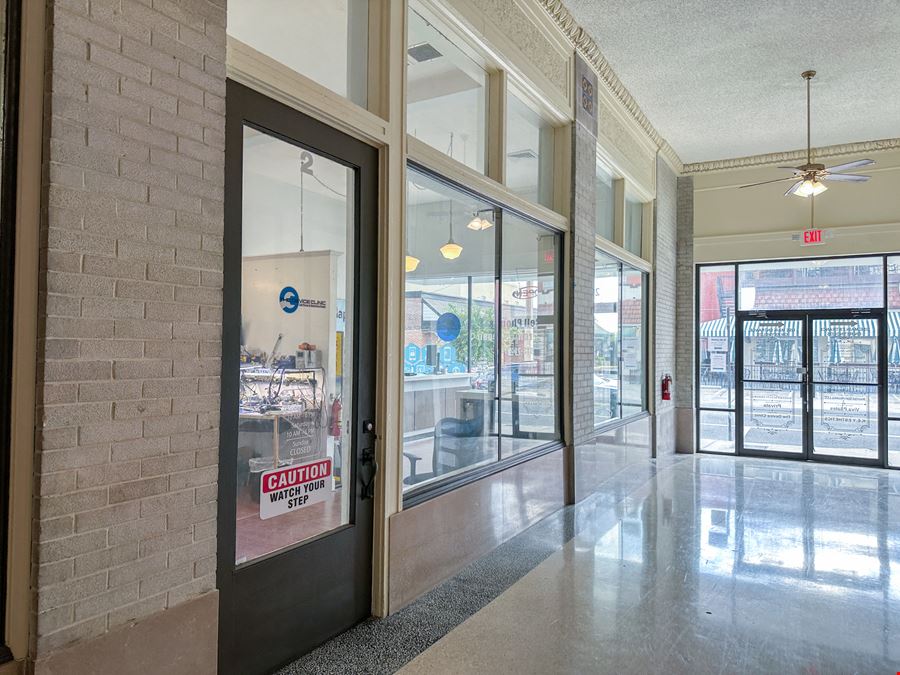 Reynolds Street Commercial Arcade
