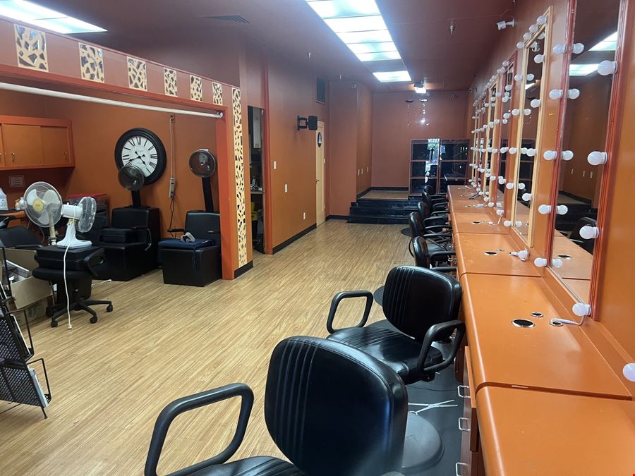 Country Club Lanes Retail Center