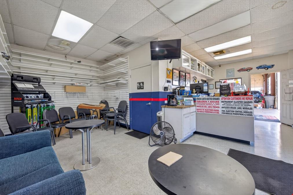 12639 Westheimer Rd., Houston, TX 77077