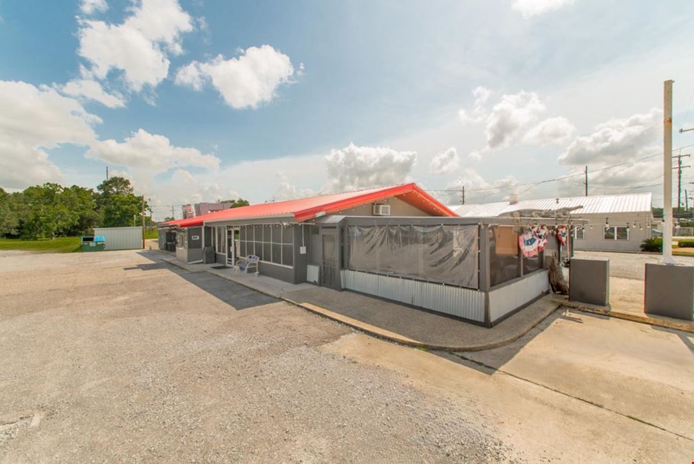 FOR SALE |  TURNKEY RESTAURANT + REAL ESTATE