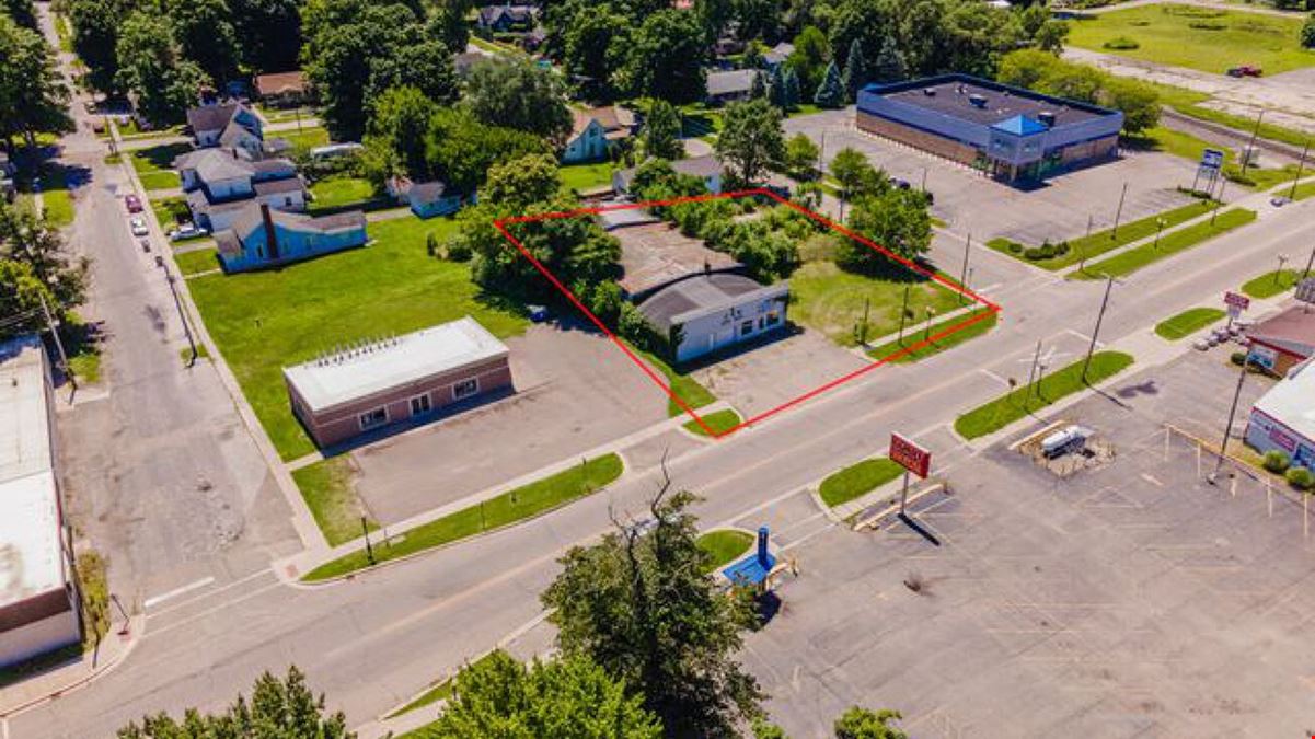210 W Main St