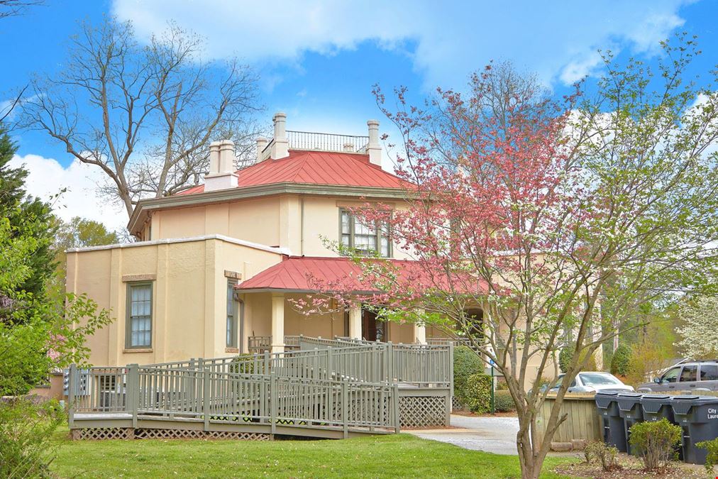 Octagon House