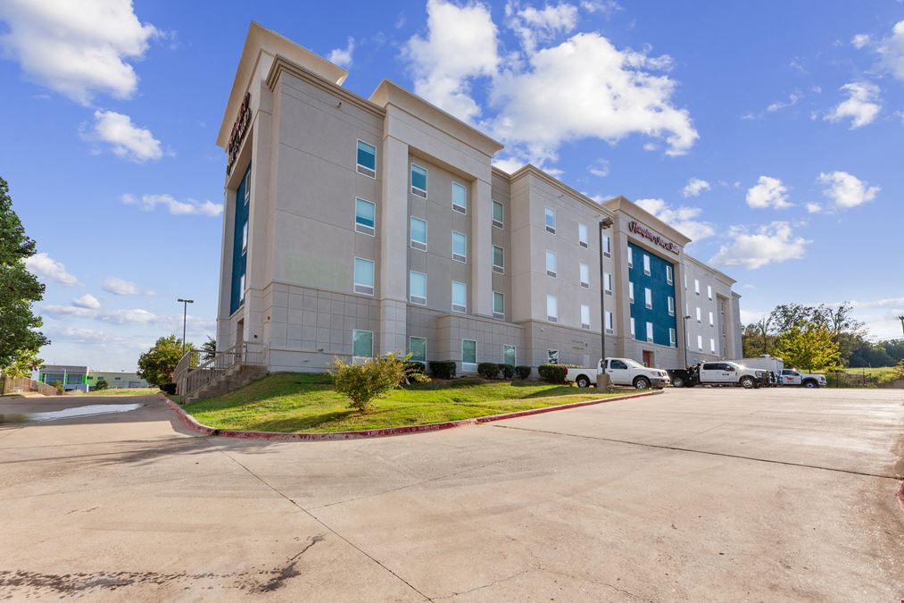 Hampton Inn & Suites Denison