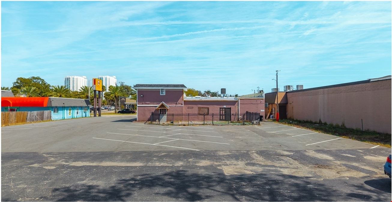 Daytona Beach Turn Key Restaurant - Immediate Availability