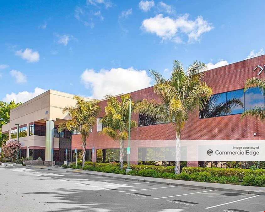Bernal Corporate Park - Koll Center
