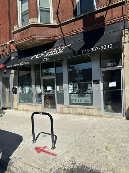 Preview of Retail space for Rent at 3039 N Lincoln Ave