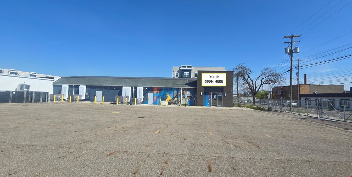 Lansing - Former Operating/Turnkey Retailer Facility