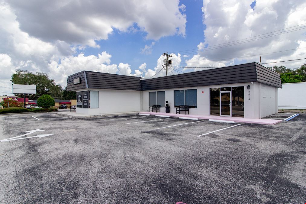 Prime Retail / Office Near Southgate Publix
