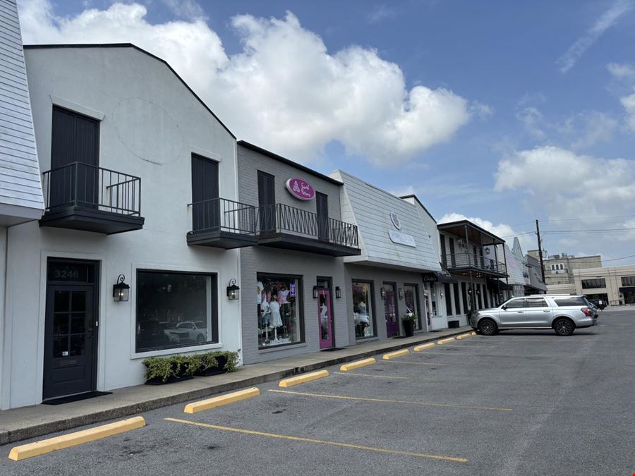 The Shops on Seventeenth