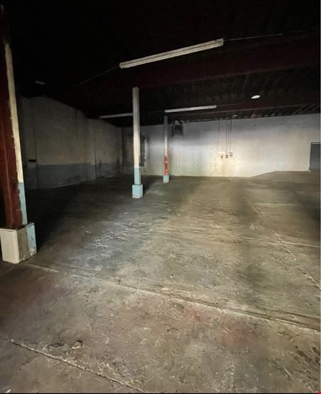 Preview of Industrial space for Rent at 119 South Gadberry Street