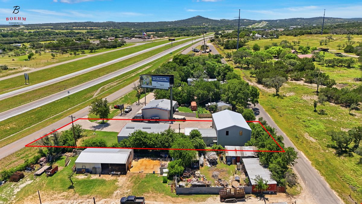 Warehouse and flex industrial space available for lease