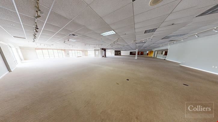 Former La-Z-Boy Showroom For Sale or Lease