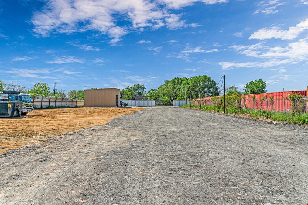 15616 Ennis Rd