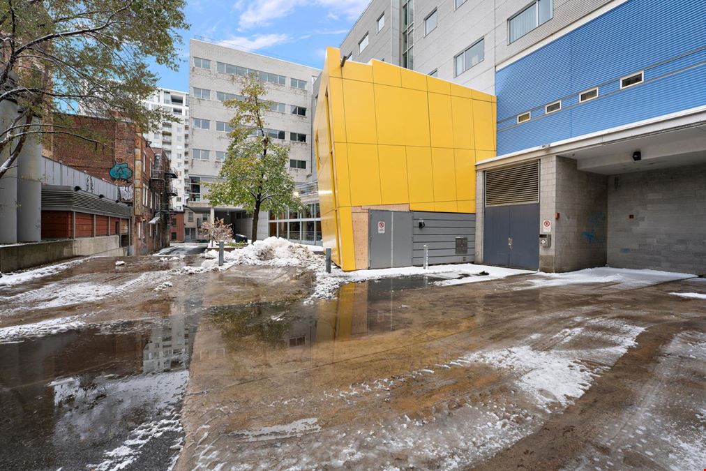 332-334 Sainte-Catherine Est