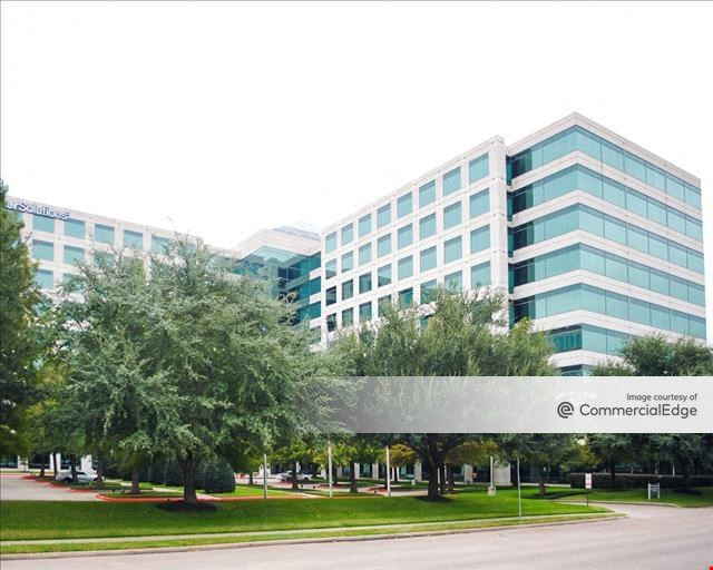 Pinnacle Westchase