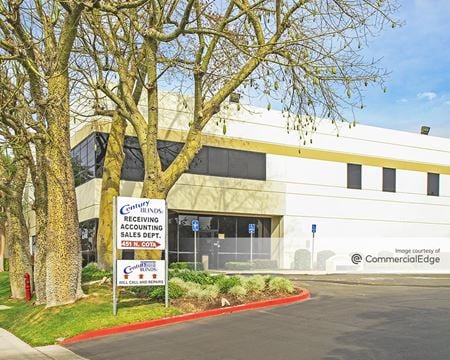 Preview of Industrial space for Rent at 451 Cota St.