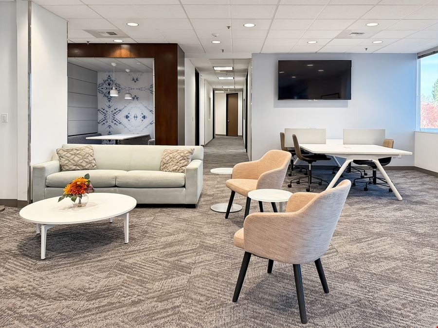 Regus - Roseville - Douglas Blvd