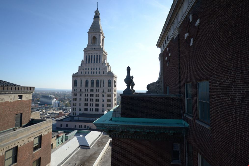 Stark Building Penthouse - 16th + 17th Floor