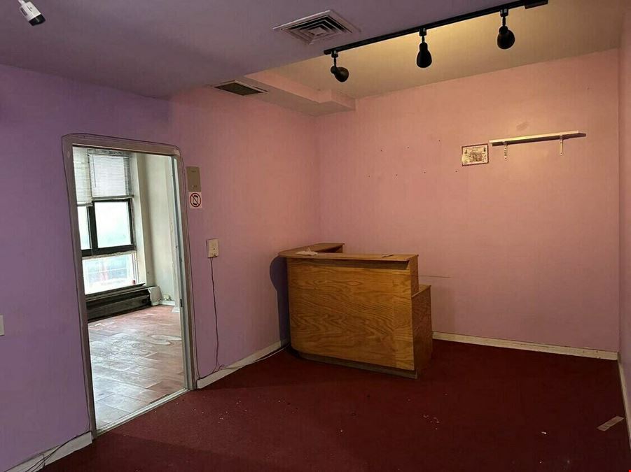 49 W 39th St