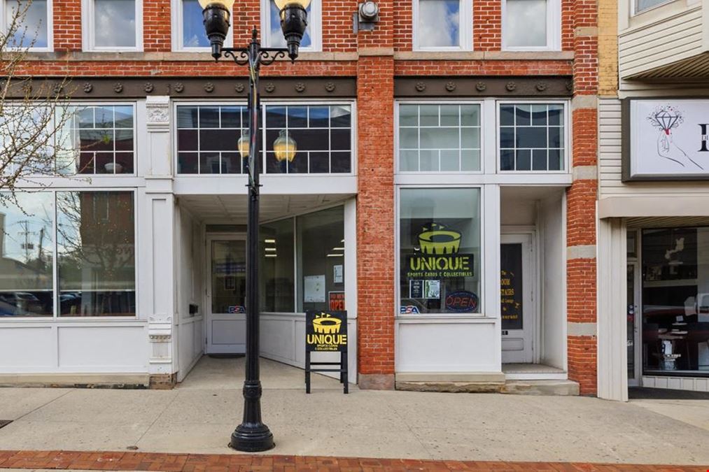 52 W Main St