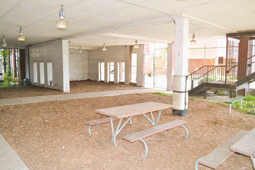 1506 Hull Street Road