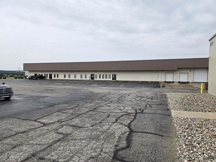 6032 Highview Dr Flex building