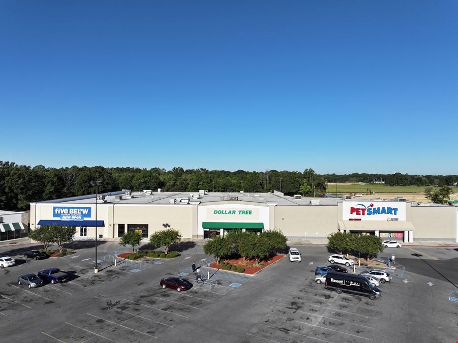Acadiana Square Shopping Center