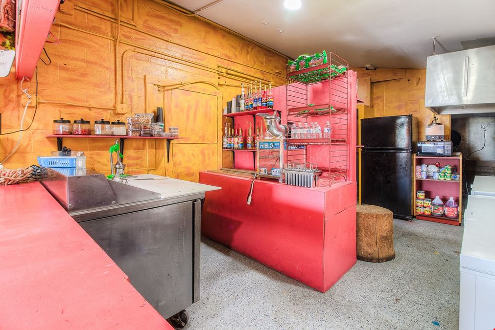 Newly Remodeled Bar/Restaurant in Zillah, WA