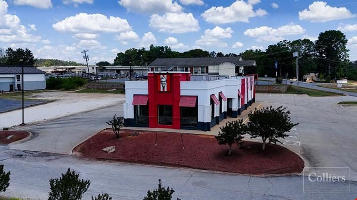 ±3,520-SF Restaurant with Convenient Access Off I-85