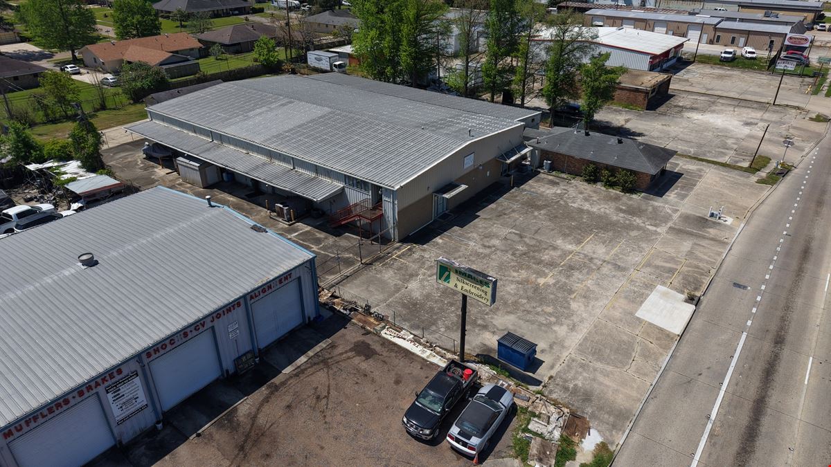 RENOVATED Office/Warehouse on S. Choctaw Dr.