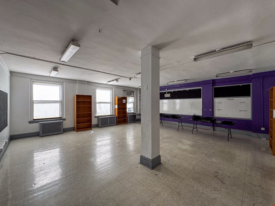 24,790 SF | 500 Courtlandt Avenue | School for Sublease
