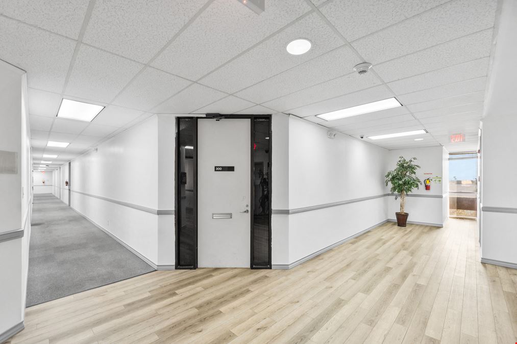 222 E Van Buren Ave